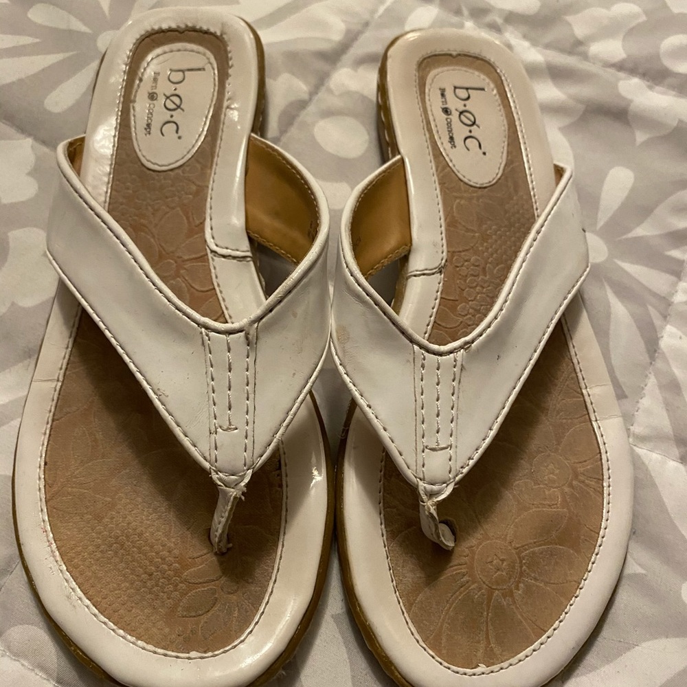 BOC white SlipOn Sandals Size 6.5